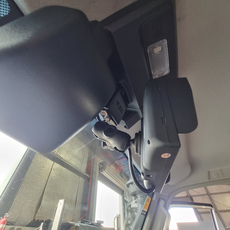 Kimberley2Cape Safety Dave Landcruiser Adapter